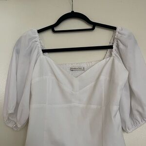 Abercrombie & Fitch White Puff Sleeve Blouse